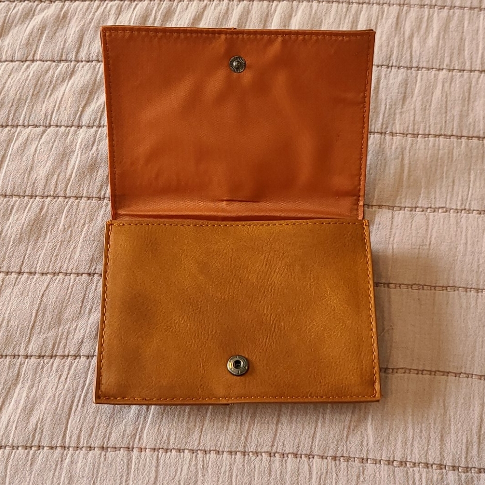 Wallet - Picture 2 of 4